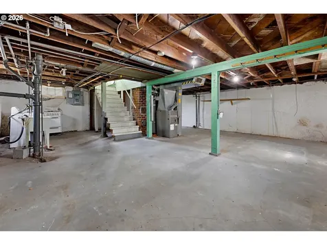 6521 SE 16th Avenue Portland OR 97202