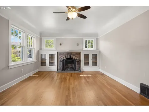 6521 SE 16th Avenue Portland OR 97202