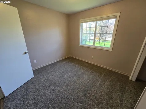 4002 Oak Street Longview WA 98632