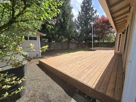 4002 Oak Street Longview WA 98632