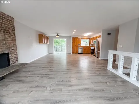 1209 SW 25th Street Troutdale OR 97060