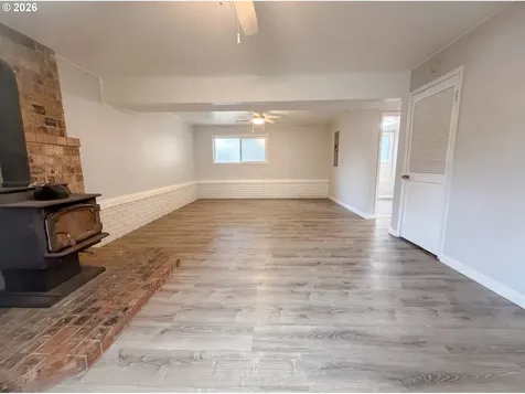 1209 SW 25th Street Troutdale OR 97060