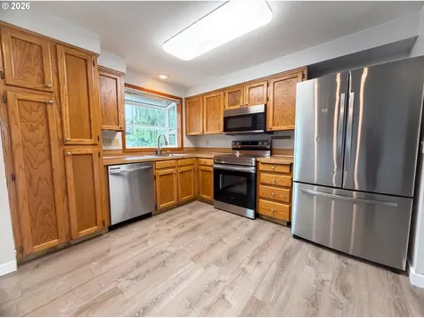 1209 SW 25th Street Troutdale OR 97060