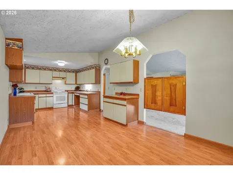 3802 NE 157th Avenue Vancouver WA 98682