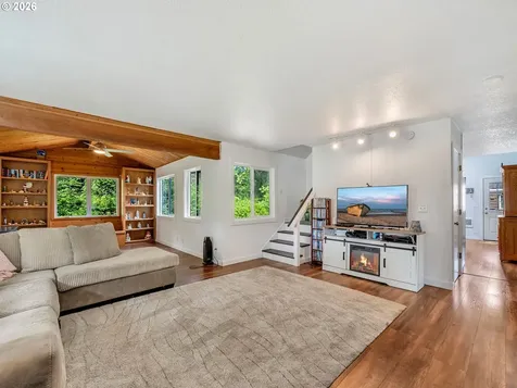 3281 Highway 101 Gearhart OR 97138
