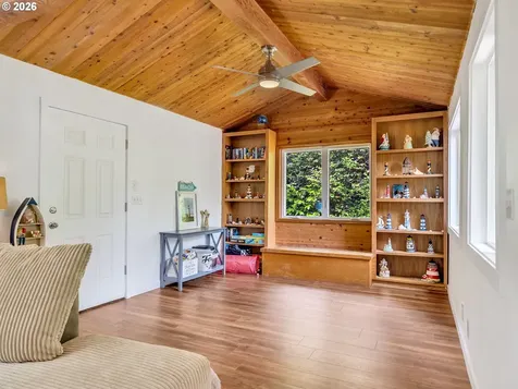 3281 Highway 101 Gearhart OR 97138