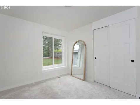 174 SW 10th Avenue Canby OR 97013