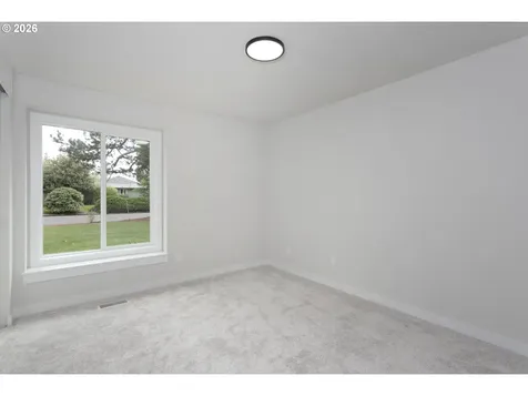 174 SW 10th Avenue Canby OR 97013