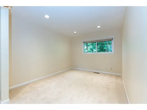 3831 SW Canby Street Portland OR 97219
