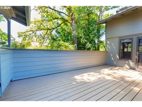 3831 SW Canby Street Portland OR 97219