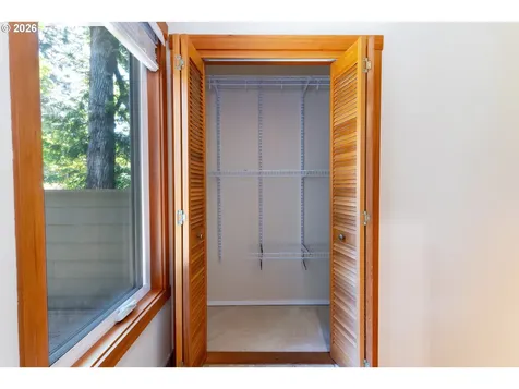 3831 SW Canby Street Portland OR 97219