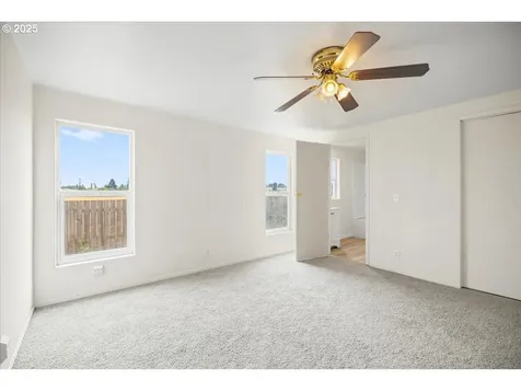 1730 Woodland Avenue Woodburn OR 97071