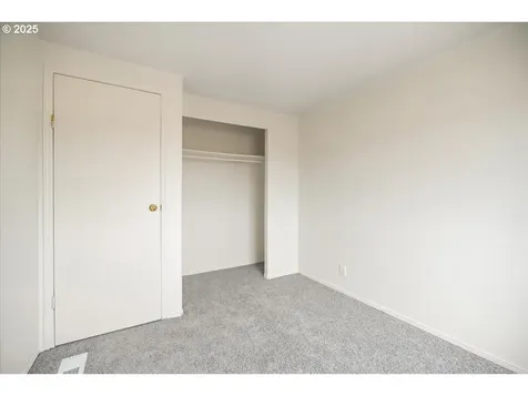 1730 Woodland Avenue Woodburn OR 97071