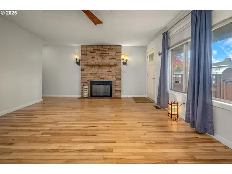 4524 NE 76th Avenue Portland OR 97218