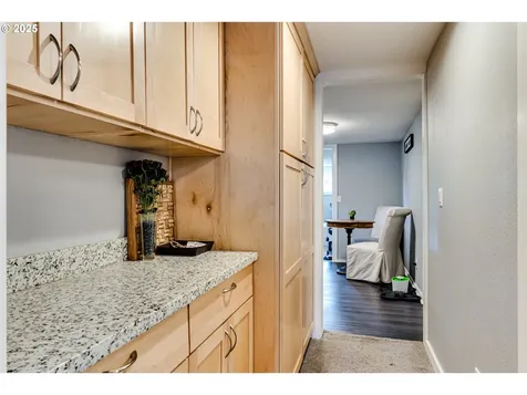 320 26th Street Springfield OR 97477