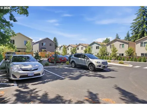 6046 SE 136th Avenue Portland OR 97236