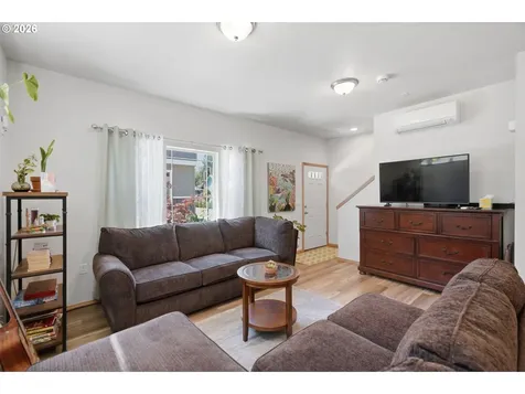 6046 SE 136th Avenue Portland OR 97236