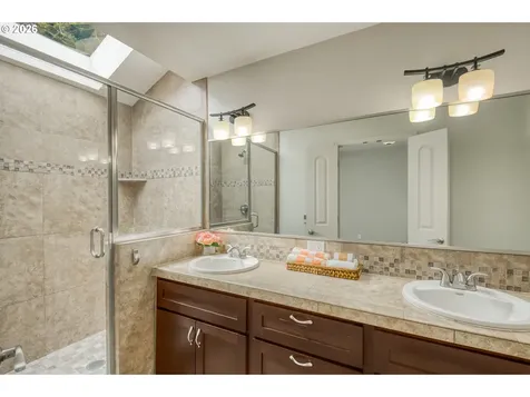 1610 Lee Street Lake Oswego OR 97034