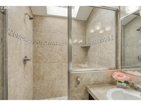 1610 Lee Street Lake Oswego OR 97034