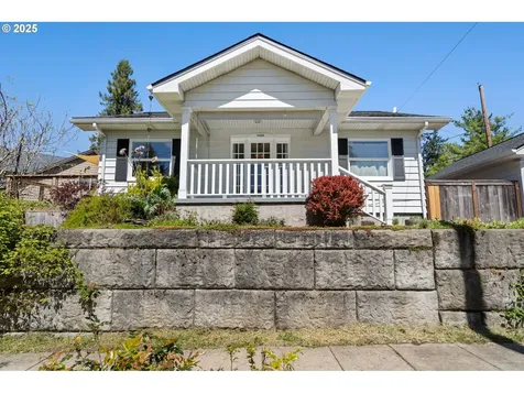 5445 SE Harney Drive Portland OR 97206