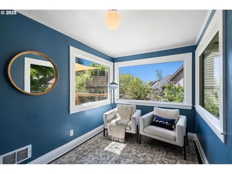 5445 SE Harney Drive Portland OR 97206