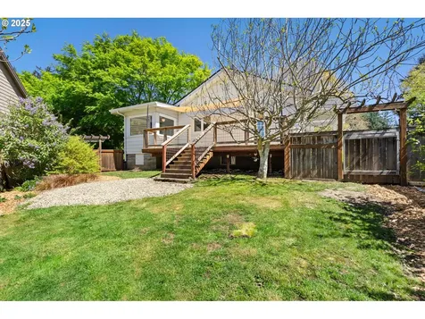 5445 SE Harney Drive Portland OR 97206