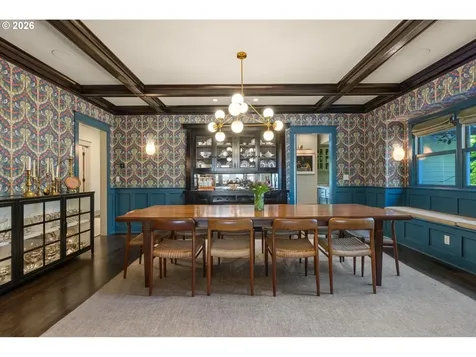 6228 SW Sweetbriar Court Portland OR 97221