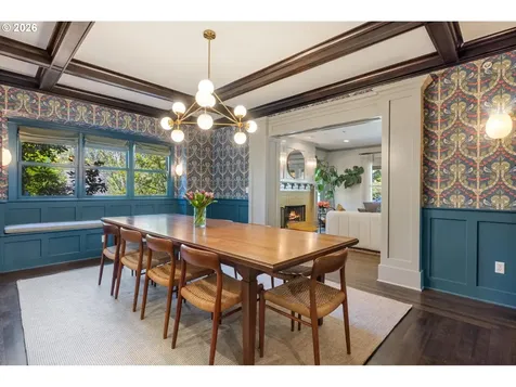 6228 SW Sweetbriar Court Portland OR 97221