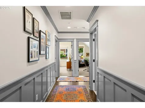 6228 SW Sweetbriar Court Portland OR 97221