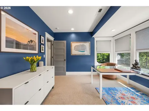 6228 SW Sweetbriar Court Portland OR 97221