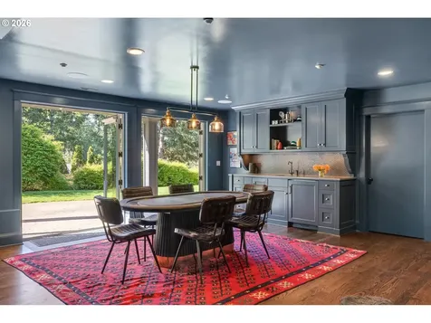6228 SW Sweetbriar Court Portland OR 97221