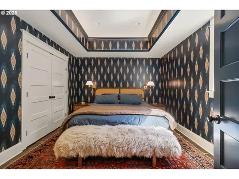 6228 SW Sweetbriar Court Portland OR 97221