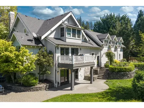 6228 SW Sweetbriar Court Portland OR 97221