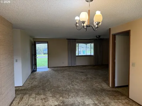 13202 NE Brookside Drive Aurora OR 97002