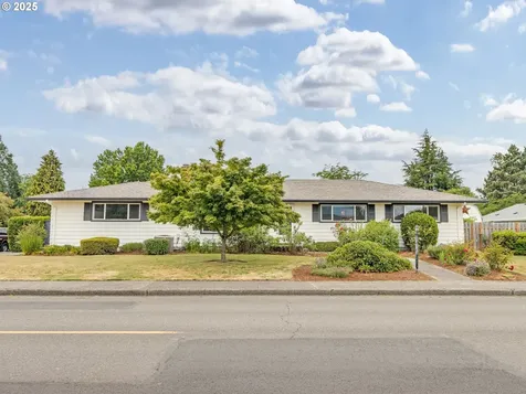 651 NW 19th Street Mcminnville OR 97128