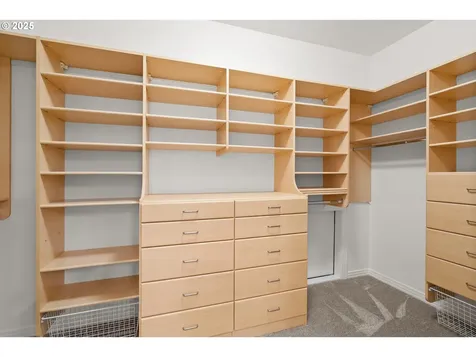 8601 NW Hazeltine Street Portland OR 97229