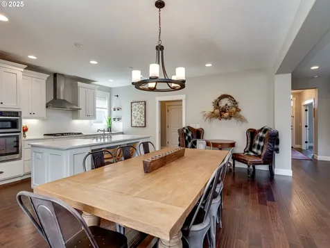 668 N 49th Avenue Ridgefield WA 98642