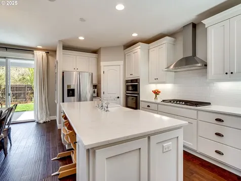 668 N 49th Avenue Ridgefield WA 98642
