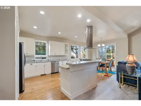 705 NW Highland Circle Waldport OR 97394