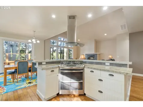 705 NW Highland Circle Waldport OR 97394
