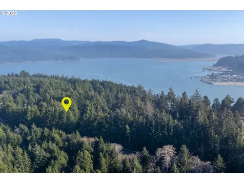 705 NW Highland Circle Waldport OR 97394