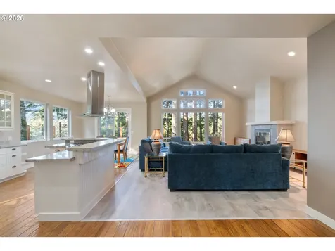 705 NW Highland Circle Waldport OR 97394