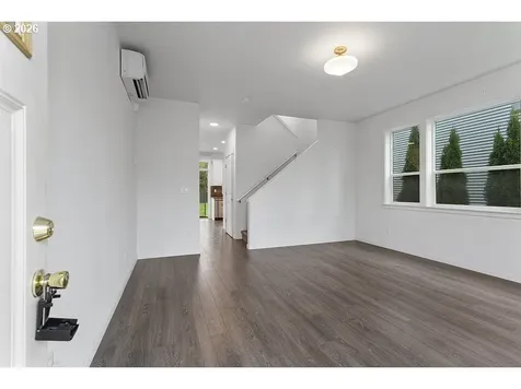 427 SE 154th Avenue Portland OR 97233