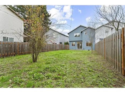 427 SE 154th Avenue Portland OR 97233