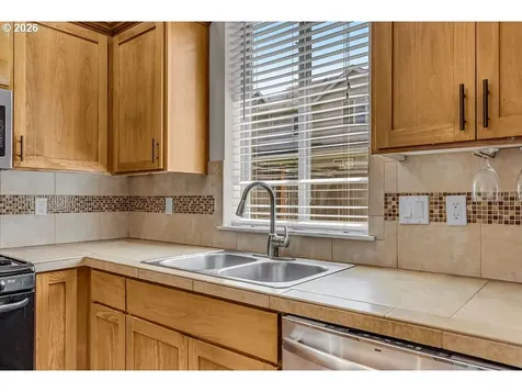 12662 Anita Place Oregon City OR 97045