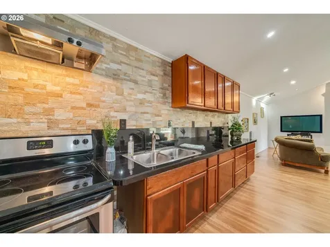 1000 S King Street Seaside OR 97138
