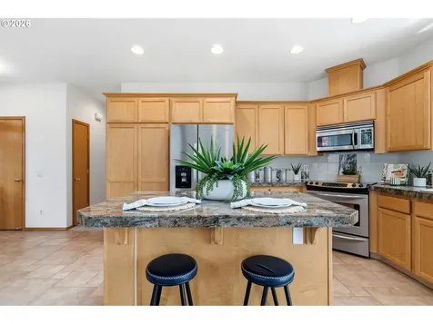 2711 Harvest Court Forest Grove OR 97116