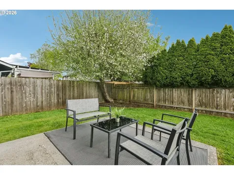 16001 NE 4th Way Vancouver WA 98684
