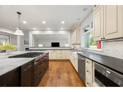 14300 SW Fairoaks Drive Sherwood OR 97140