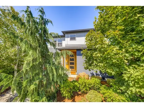 7615 N Delaware Avenue Portland OR 97217